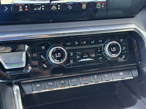 Used 2024 GMC Sierra 1500 Denali image 20