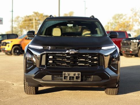 New 2026 Chevrolet Equinox ACTIV w/ Convenience Package III image 2