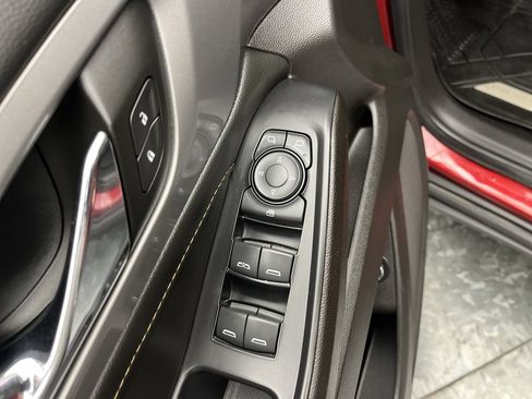 Certified 2021 Chevrolet Traverse LT w/ LPO, Floor Liner Package AWD/4WD image 8