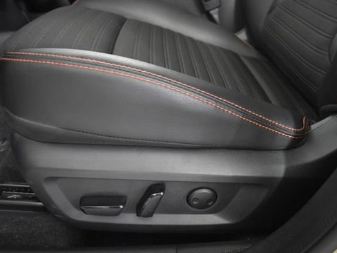 Used 2025 Nissan Rogue SV AWD/4WD image 12