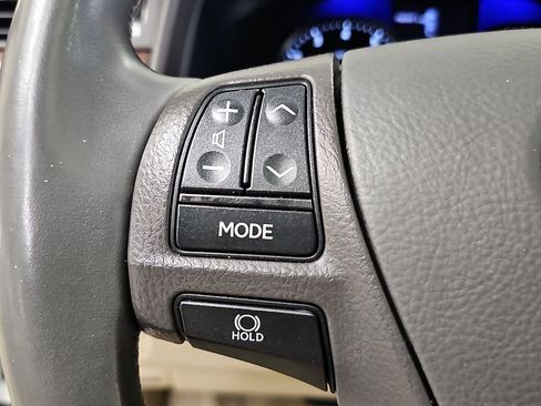 Used 2016 Lexus LS 460 w/ Comfort Package RWD image 20