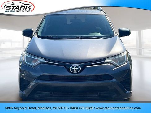 Used 2016 Toyota RAV4 LE AWD/4WD image 2