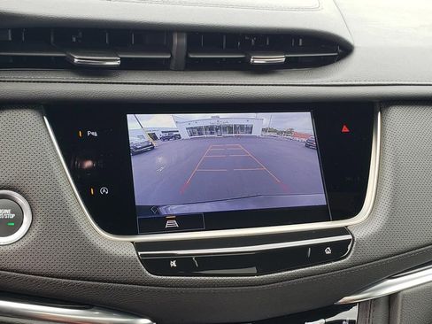 Used 2025 Cadillac XT5 Premium Luxury image 31