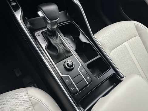 Certified 2022 Kia Sorento S w/ Panoramic Sunroof Package FWD image 36