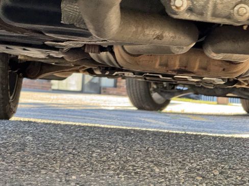 Used 2013 Jeep Grand Cherokee Overland image 35