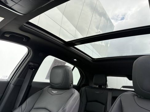 Certified 2023 Cadillac XT4 Premium Luxury image 14