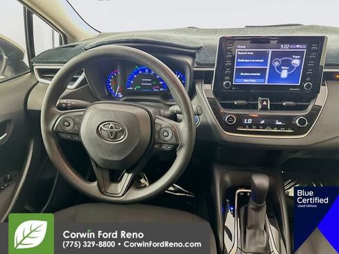 Used 2021 Toyota Corolla LE FWD image 25