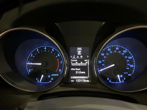 Used 2016 Scion iM image 15