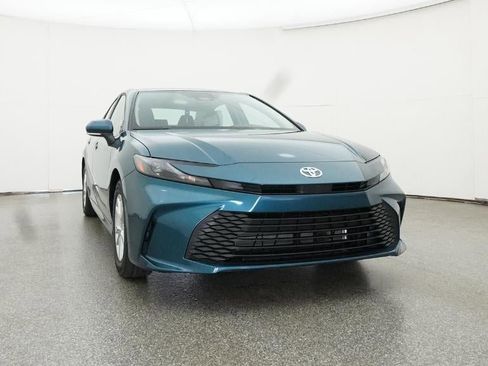 New 2026 Toyota Camry LE image 30