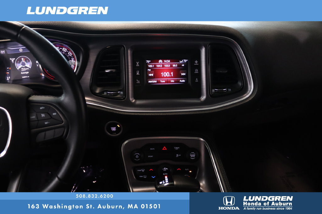 Used 2017 Dodge Challenger SXT RWD image 18