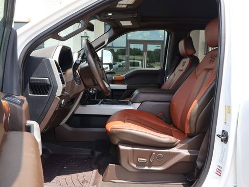 Used 2022 Ford F250 King Ranch w/ King Ranch Ultimate Package AWD/4WD image 9