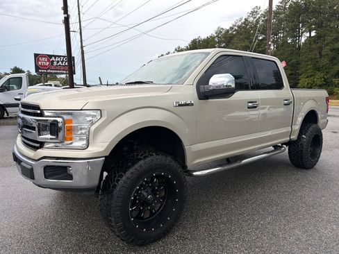 Used 2018 Ford F150 XLT RWD image 1