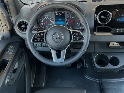 Used 2024 Mercedes-Benz Sprinter 144 Cargo image 14
