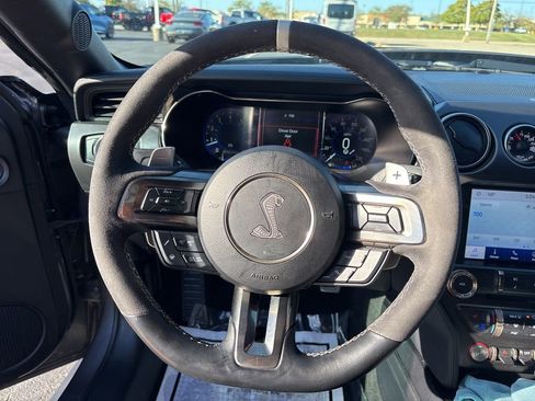 Used 2021 Ford Mustang Shelby GT500 w/ Technology Package image 14