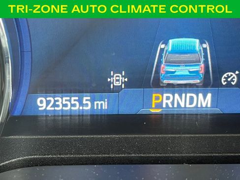 Used 2023 Ford Expedition Max XLT image 21