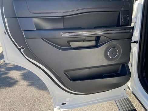 Used 2024 Ford Expedition Limited RWD image 14
