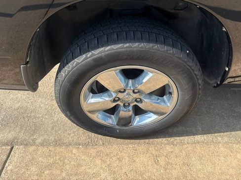 Used 2016 RAM 1500 Lone Star RWD image 9