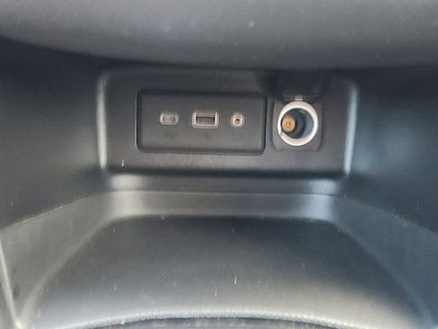 Used 2019 Chevrolet Equinox LT image 22