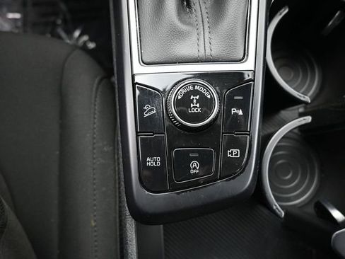 Used 2025 Kia Sportage LX image 20