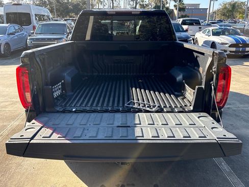 Used 2020 GMC Sierra 1500 SLT w/ SLT Premium Package image 29