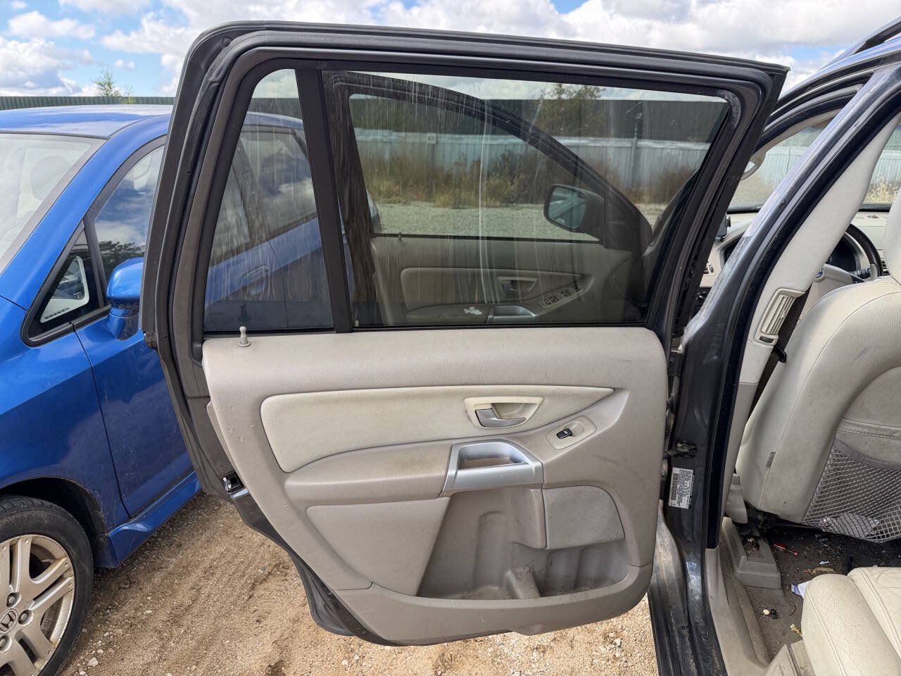 Used 2006 Volvo XC90 2.5T AWD/4WD image 22