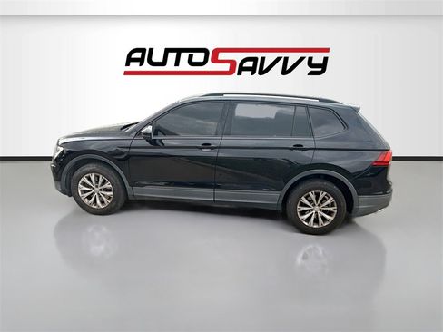 Used 2018 Volkswagen Tiguan S image 4