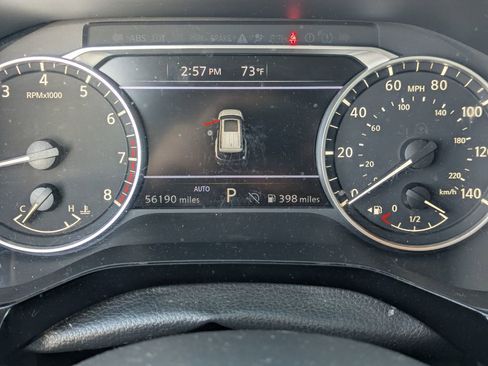 Used 2023 Nissan Pathfinder SV AWD/4WD image 24