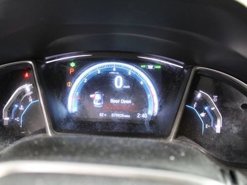 Used 2016 Honda Civic Touring image 18