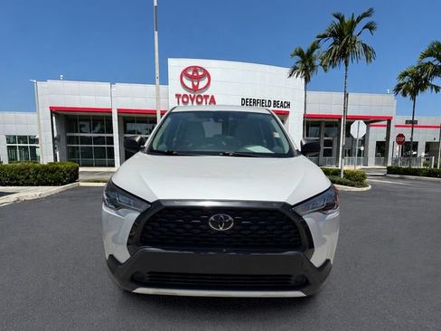 Used 2022 Toyota Corolla Cross L FWD image 2