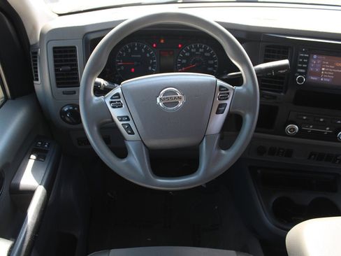 Used 2019 Nissan NV 3500 SV w/ Navigation Package image 5