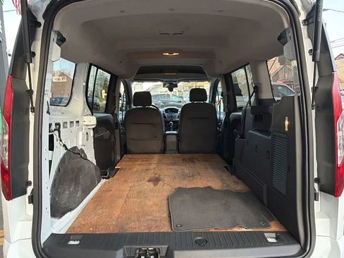 Used 2018 Ford Transit Connect XLT image 7