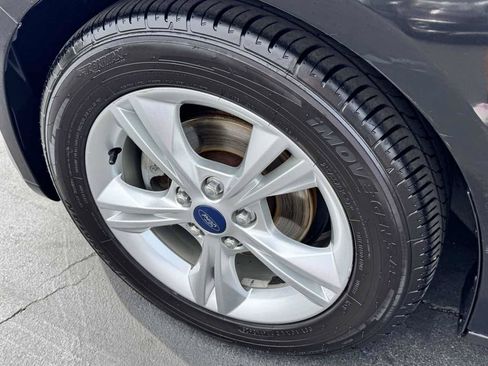 Used 2013 Ford Focus SE FWD image 23