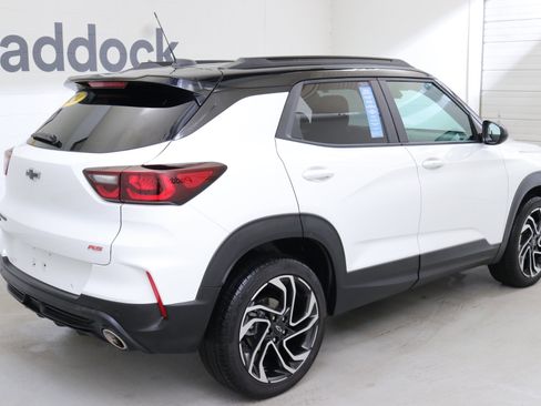 Certified 2024 Chevrolet TrailBlazer RS w/ Convenience Package image 8