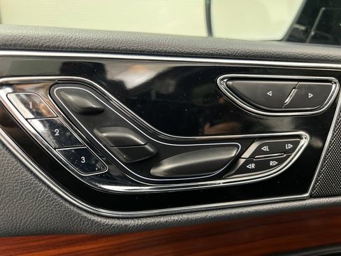 Used 2024 Lincoln Navigator Reserve AWD/4WD image 14