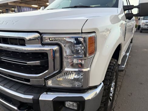 Certified 2021 Ford F350 Lariat w/ Lariat Value Package AWD/4WD image 9