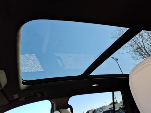 New 2026 Chevrolet Traverse High Country image 19