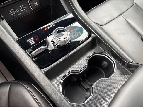Used 2024 Jeep Grand Cherokee Limited AWD/4WD image 27
