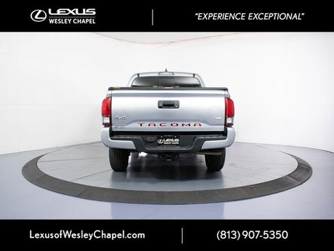 Used 2023 Toyota Tacoma SR5 w/ Technology Package AWD/4WD image 7