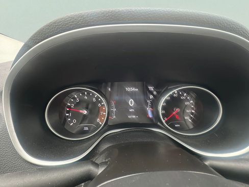 Used 2019 Jeep Compass Limited image 23