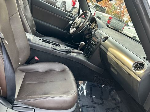 Used 2008 MAZDA MX-5 Miata Special Edition image 25