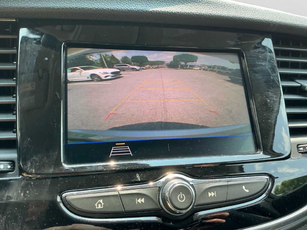 Used 2022 Buick Encore Preferred w/ Safety Package AWD/4WD image 26