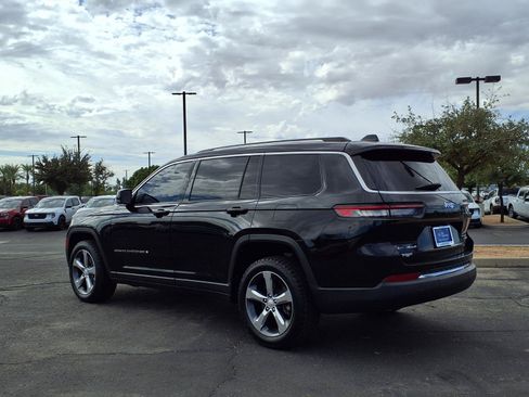 Used 2022 Jeep Grand Cherokee L Limited AWD/4WD image 4