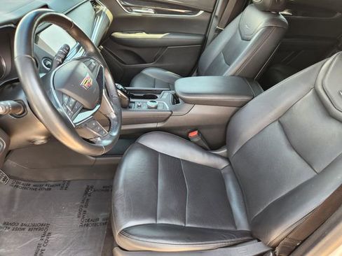 Used 2020 Cadillac XT5 Premium Luxury AWD/4WD image 13