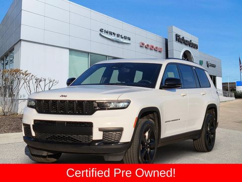 Used 2023 Jeep Grand Cherokee L Laredo AWD/4WD image 2