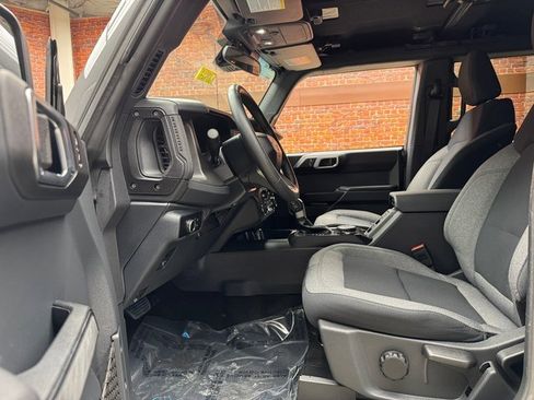Used 2025 Ford Bronco Big Bend image 22