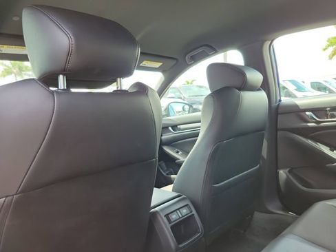 Used 2022 Honda Accord Sport image 11