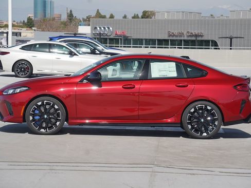 Used 2025 BMW M235i xDrive M235i xDrive w/ Premium Package image 4