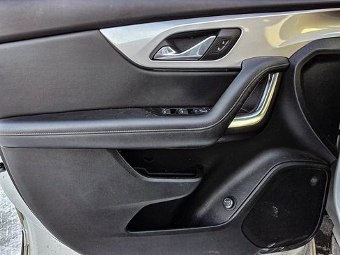 Used 2021 Chevrolet Blazer LT w/ Redline Edition image 9