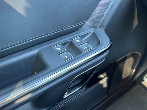 Used 2022 Rivian R1T Launch Edition image 30