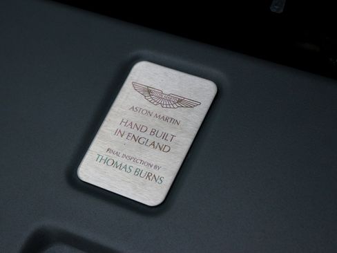 Used 2017 Aston Martin V12 Vantage S image 45